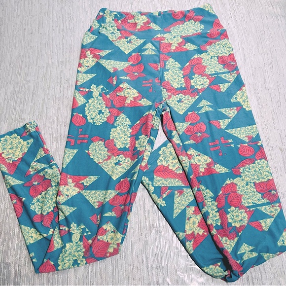 LuLaRoe | Light Blue Floral Leggings // OS - Picture 1 of 2